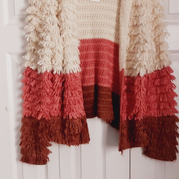 Bulky Sweater - Picture 3 of 3